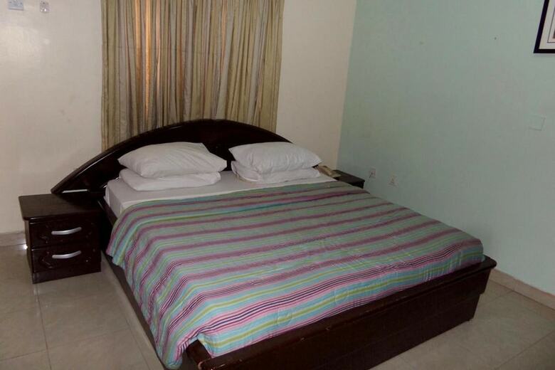 Hotel Aes Luxury Apartments