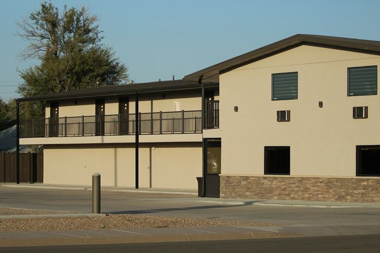 Boarders Inn & Suites By Cobblestone Hotels - Syracuse