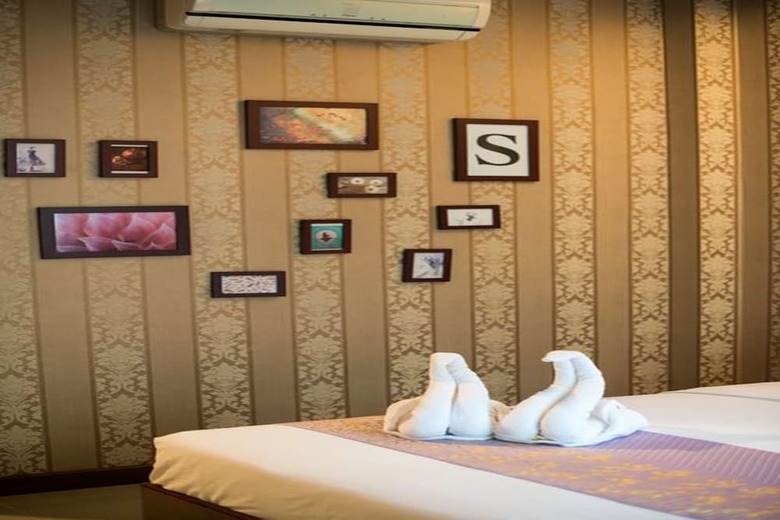 Hotel Sunday J Resort & Restaurant