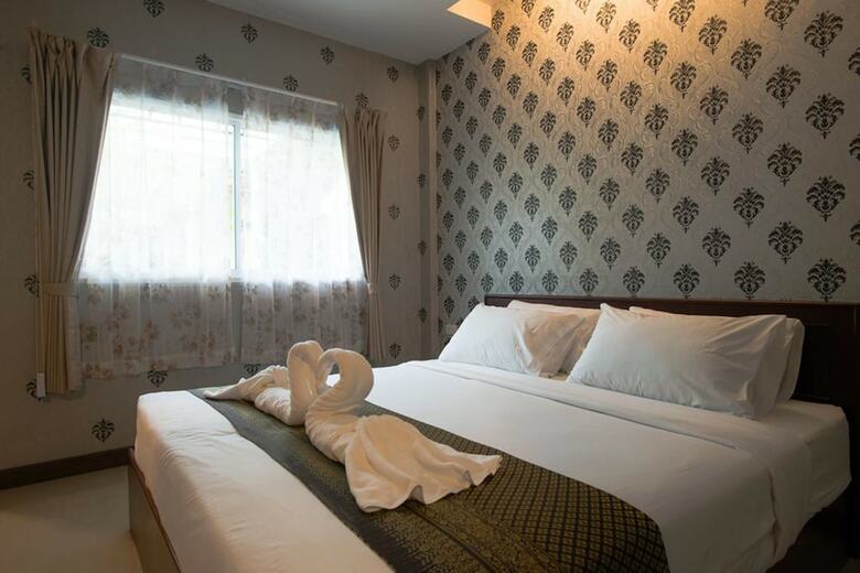 Hotel Sunday J Resort & Restaurant