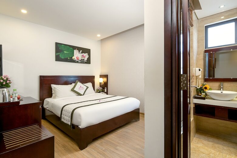 Aria Hotel