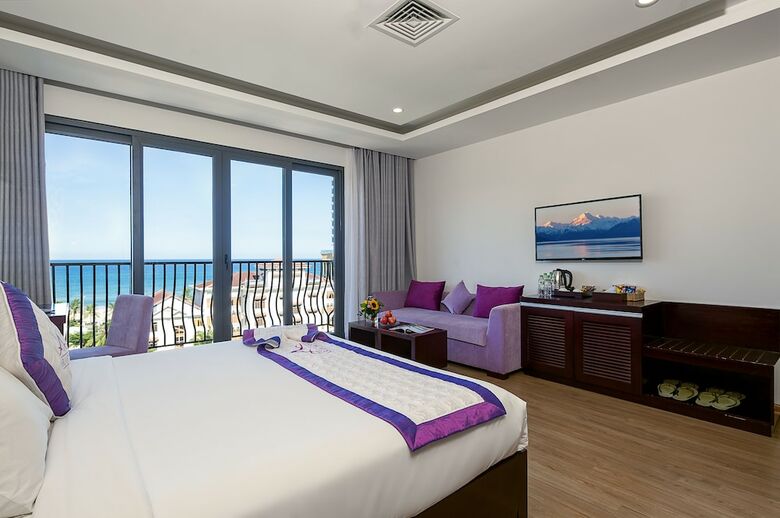 Aria Hotel