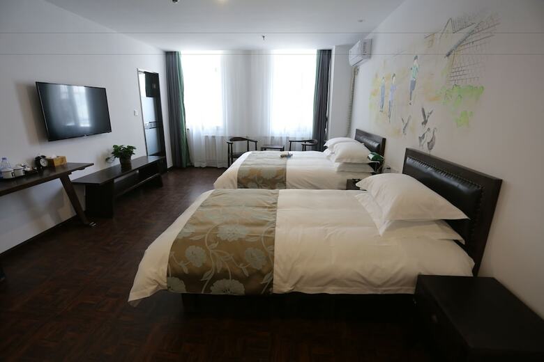 Nostalgia Hotel (Zhangjiakou)