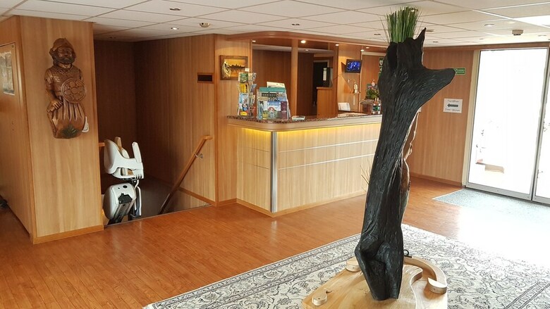 Hotelkabinenschiff Junker J�rg