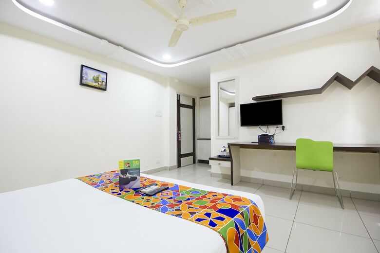 Fabhotel Siri Inn Madhapur