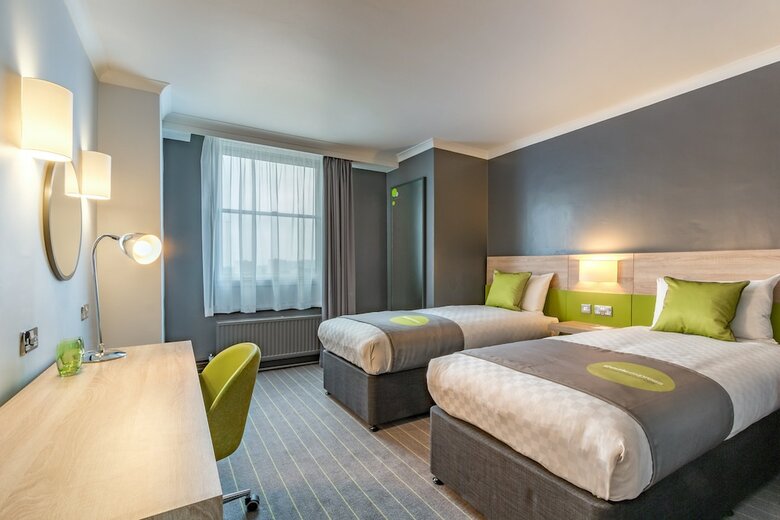 Hotel Thistle Express London Luton