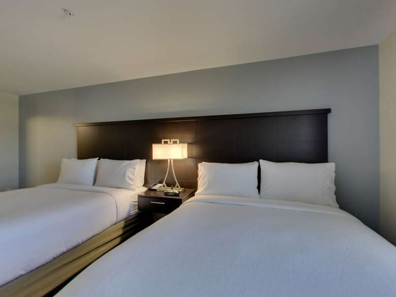 Hotel Staybridge Suites Madison - Fitchburg