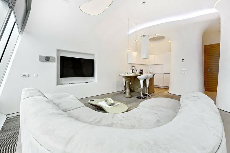 Hotel Sky Apartments Rentals Service