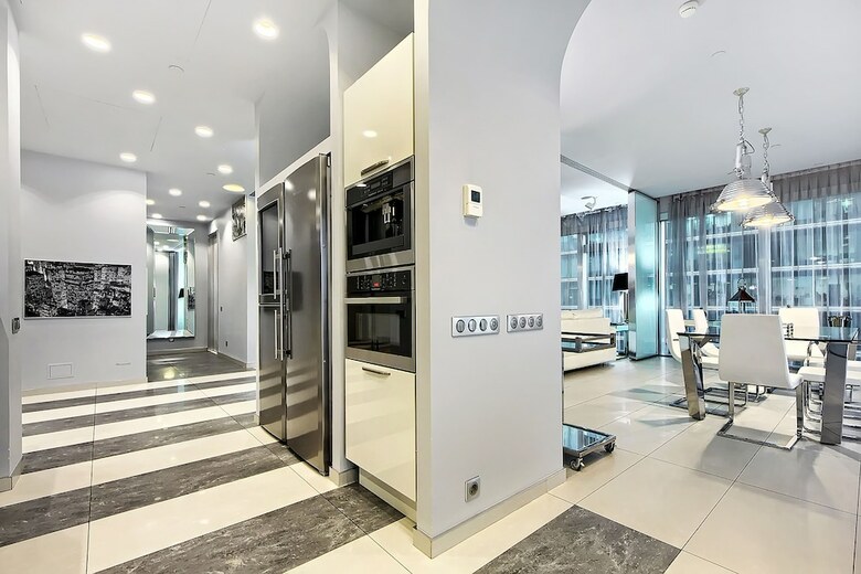 Hotel Sky Apartments Rentals Service