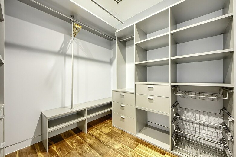 Hotel Sky Apartments Rentals Service