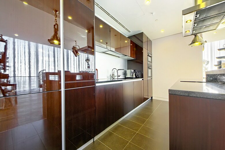 Hotel Sky Apartments Rentals Service