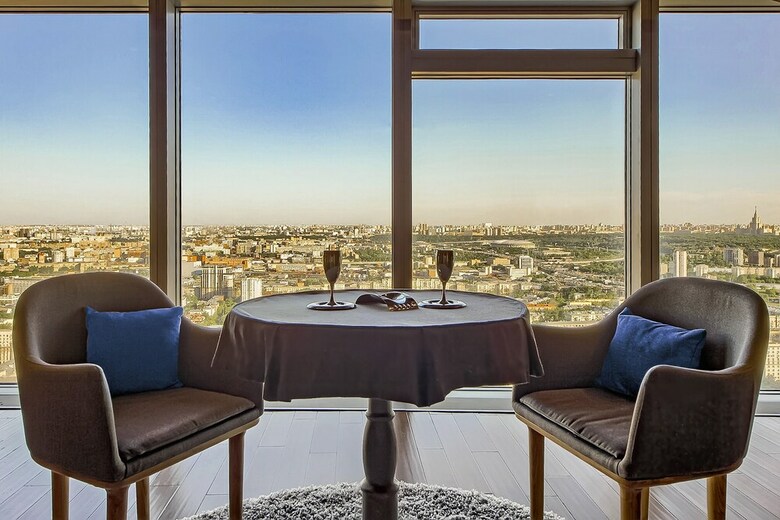 Hotel Sky Apartments Rentals Service