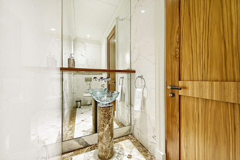Hotel Sky Apartments Rentals Service