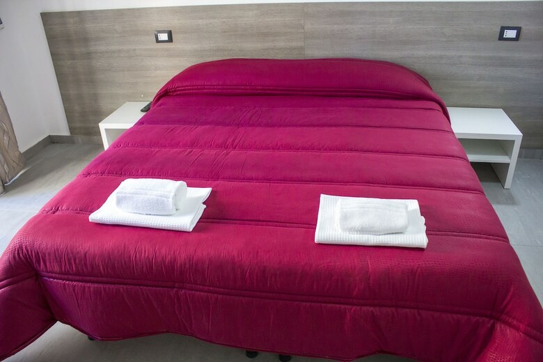 Hotel Tiburtina Royal Suites