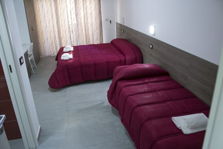 Hotel Tiburtina Royal Suites