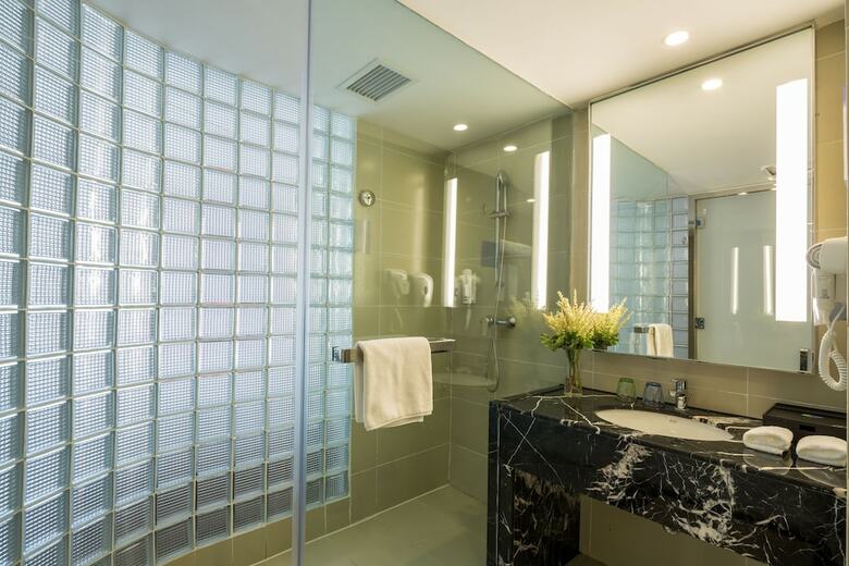 Hotel Holiday Inn Express Daocheng Yading