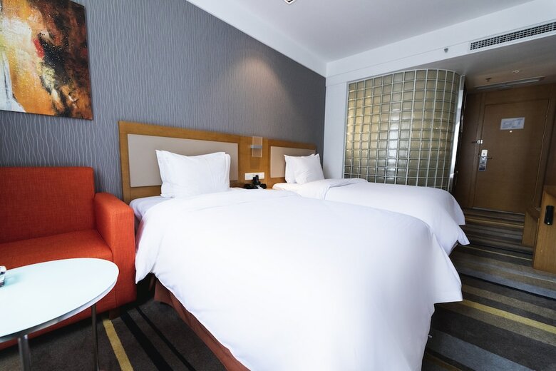 Hotel Holiday Inn Express Daocheng Yading
