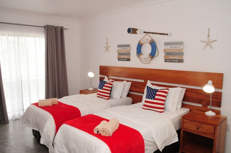 Apartamentos Jesser Point Boat Lodge