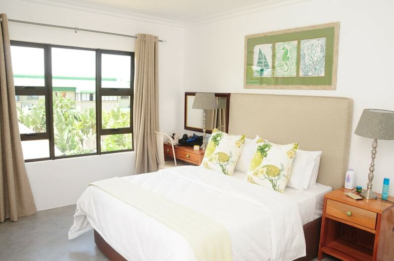 Apartamentos Jesser Point Boat Lodge