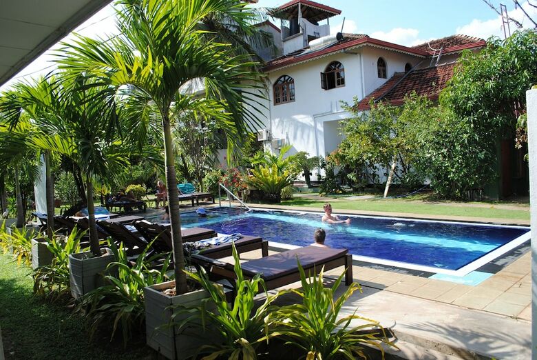 Hotel Sujeewani Villa