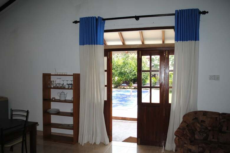 Hotel Sujeewani Villa