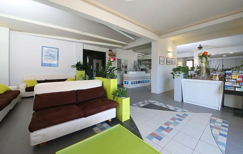 Hotel Caravel