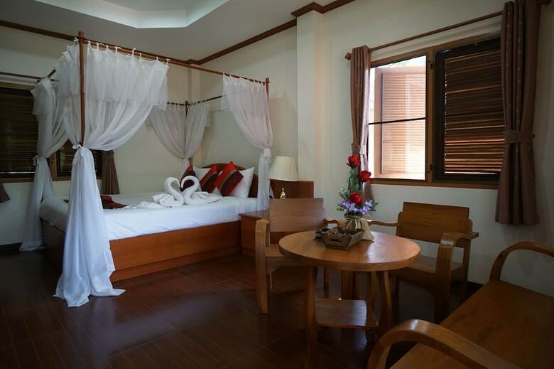 Hotel Phuoobfa Resort