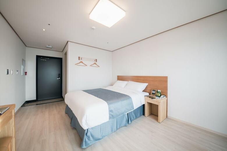 Mon Dieu Hotel