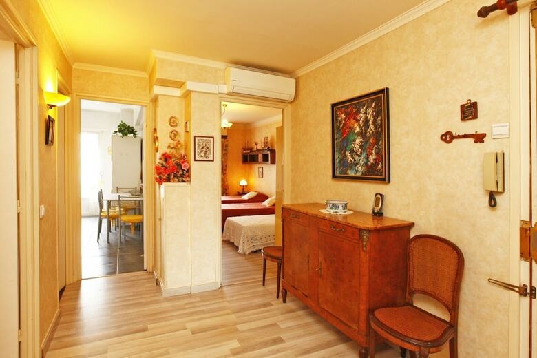 Period Apartment 7 Persons Cessole District In Nice