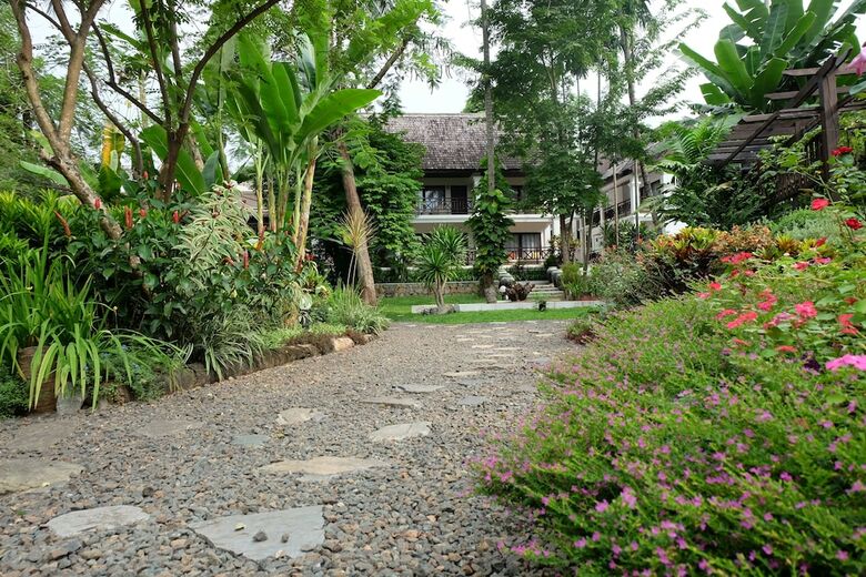 Hotel Parasol Blanc Luang Prabang