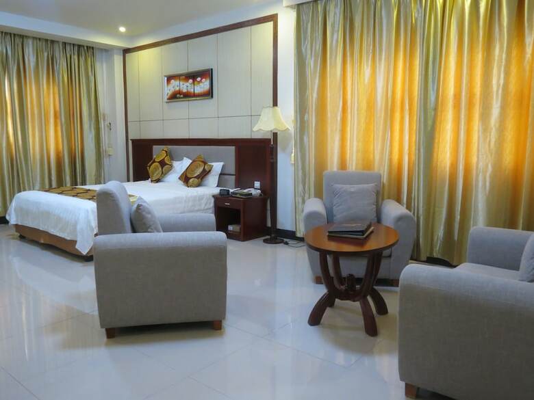 Meida Hotel & Restaurant