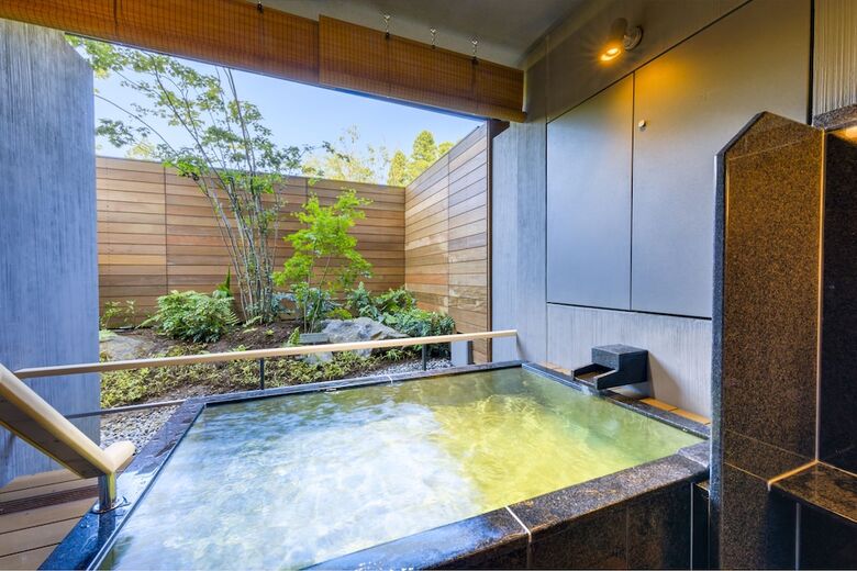 Hotel Hakone Ashinoko Hanaori