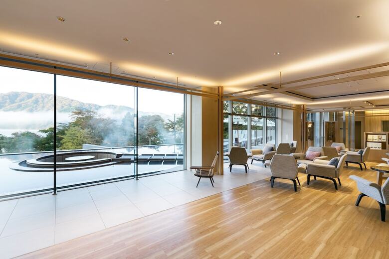 Hotel Hakone Ashinoko Hanaori