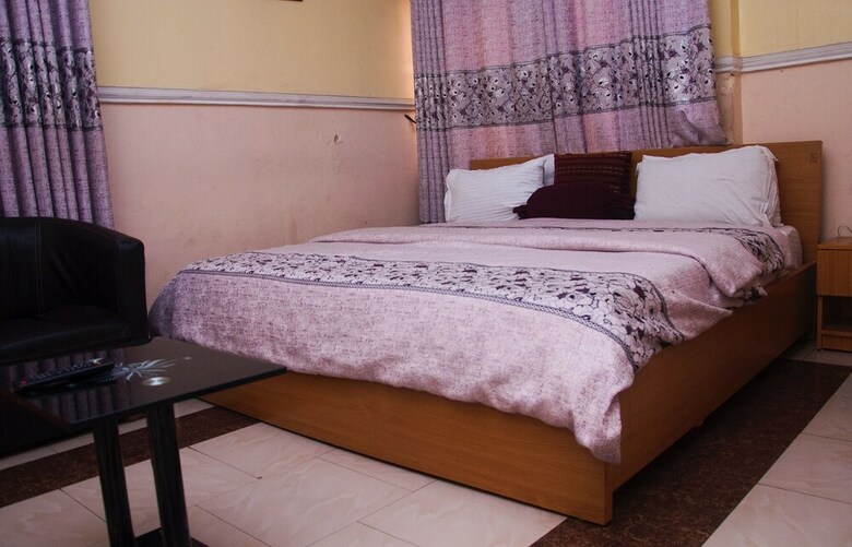 Hotel Maxton Suites