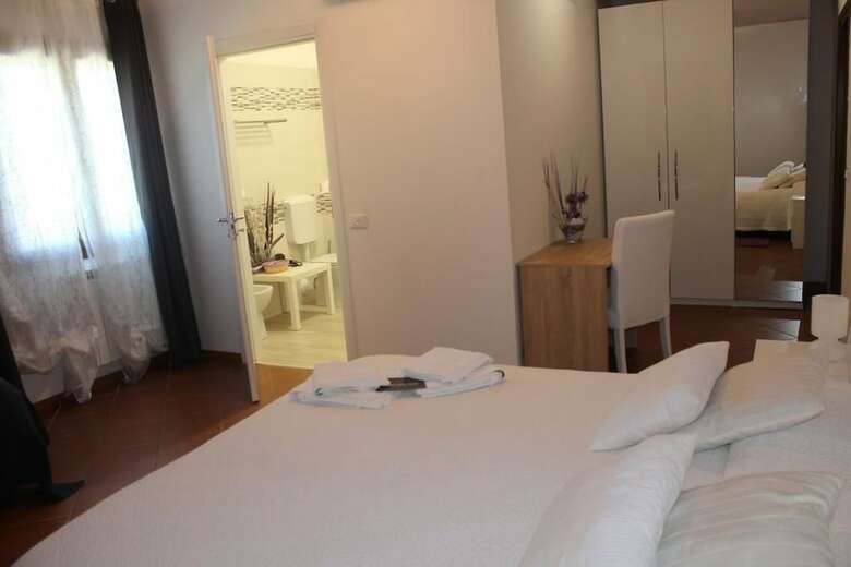 Hotel Airport Venice Diego 2