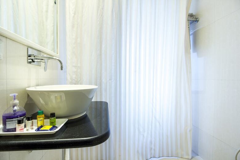 Fabhotel Cabana Gk1