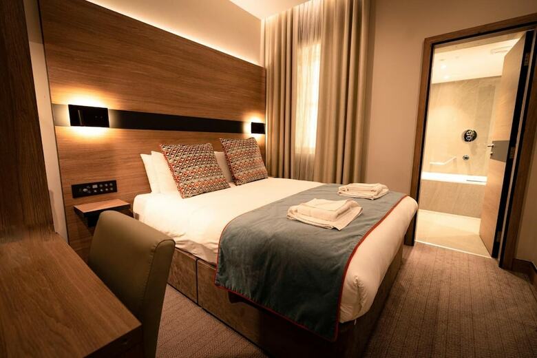 Merit Kensington Hotel