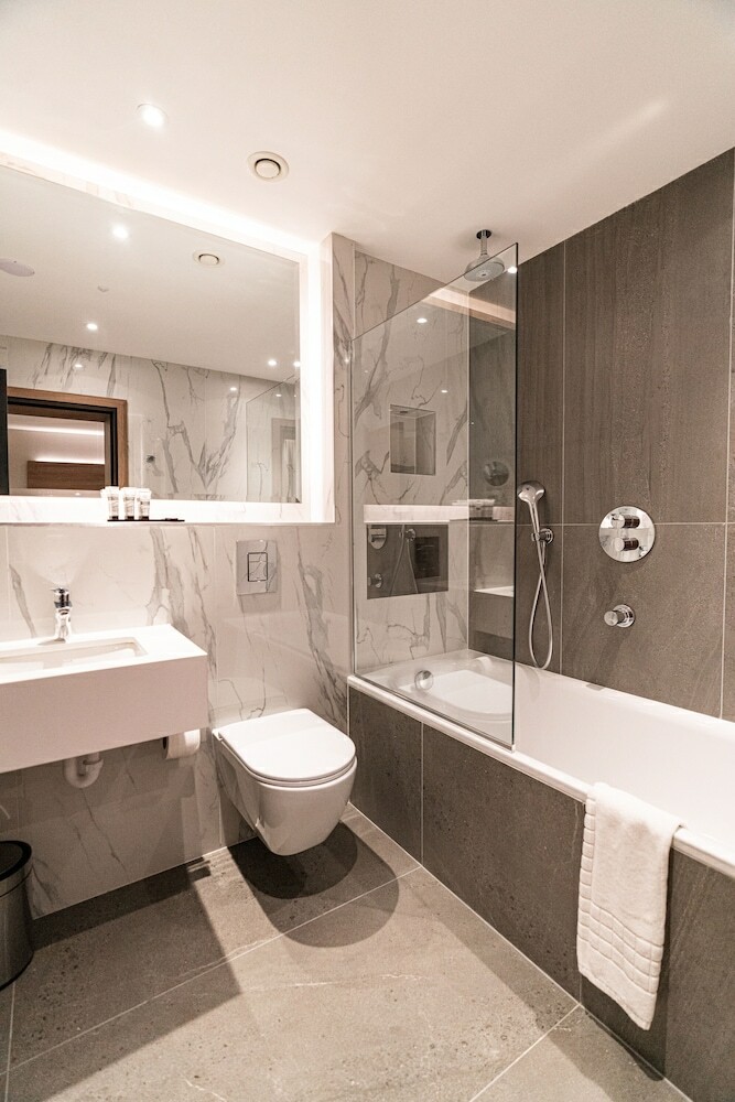 Merit Kensington Hotel