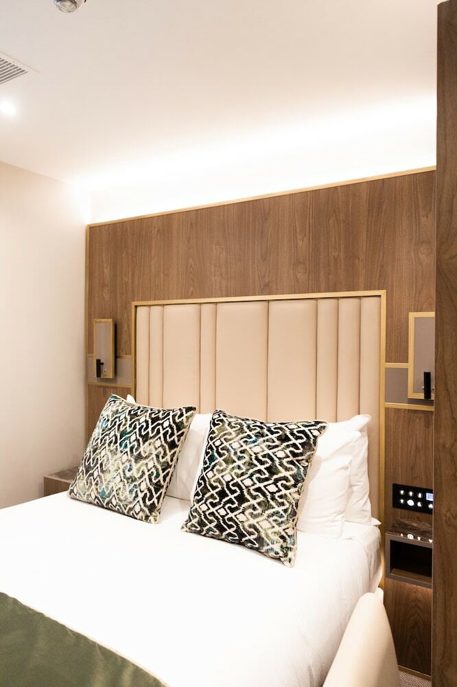Merit Kensington Hotel