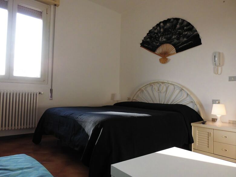 Hotel Benaco Bee Free