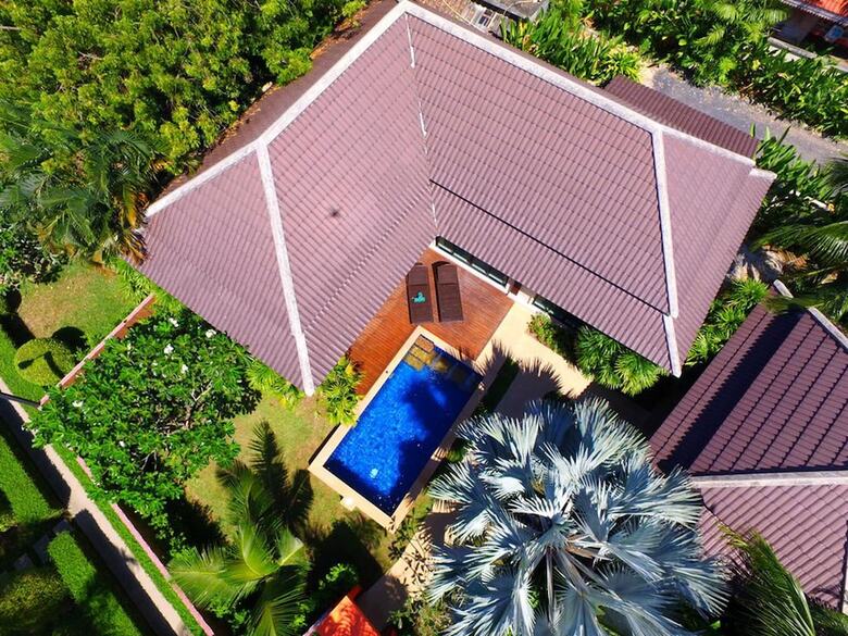 Naiharn Garden Villa