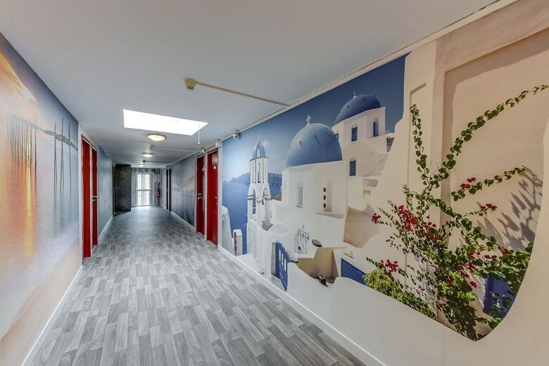 Brit Hotel Confort Thouars