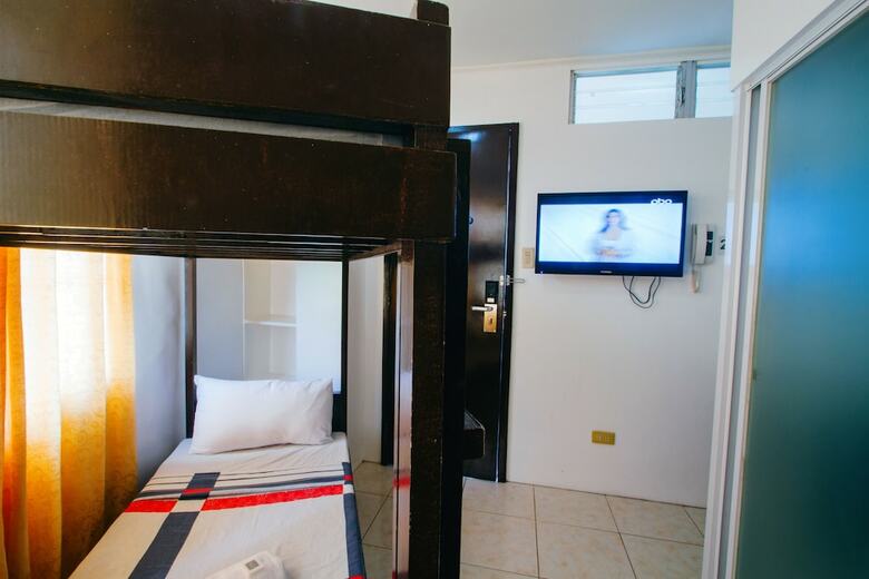 Posada Jj Midcity Inn