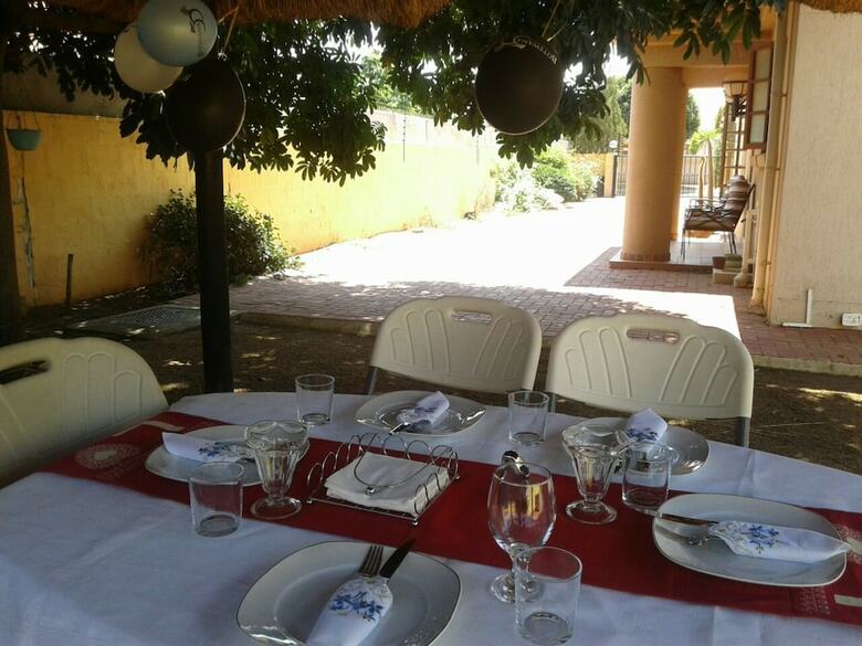 Hotel Dihate Guest House