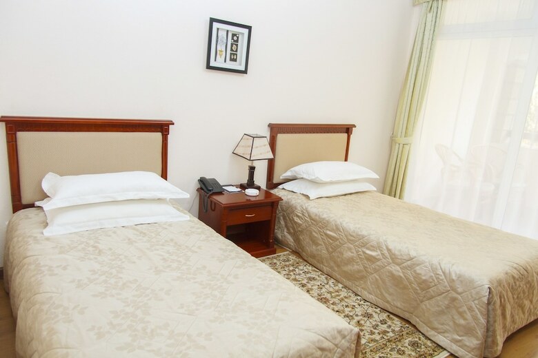 Hotel Resort Center Raduga