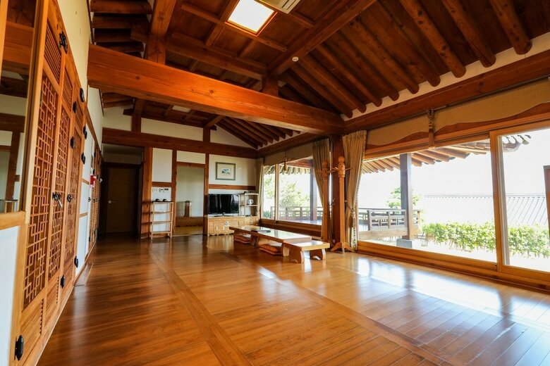 Hanok Hotel Odongjae