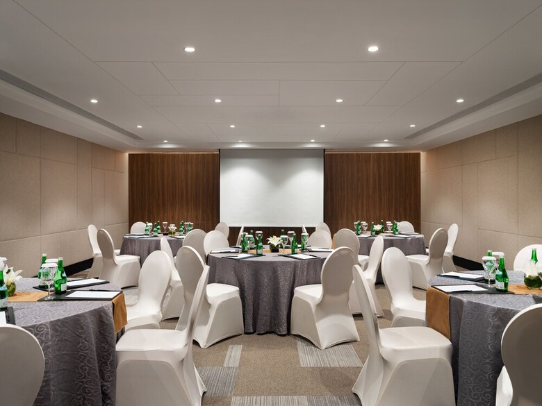 Hotel Ayana Midplaza Jakarta