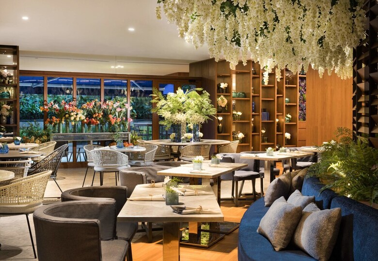 Hotel Ayana Midplaza Jakarta