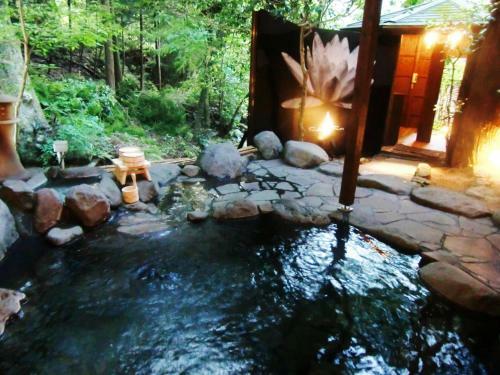 Hotel Rokusui-rou