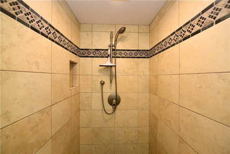 Valley Isle #1203 - 2 Br Condo